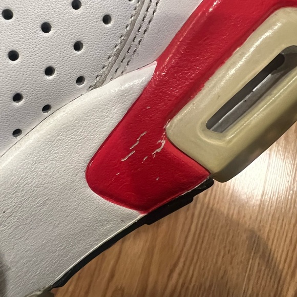 Air Jordan 6 Infrared Pack 2010 - Picture 4 of 16